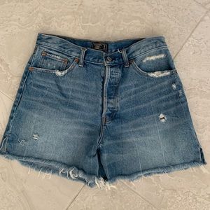 Abercrombie high rise short